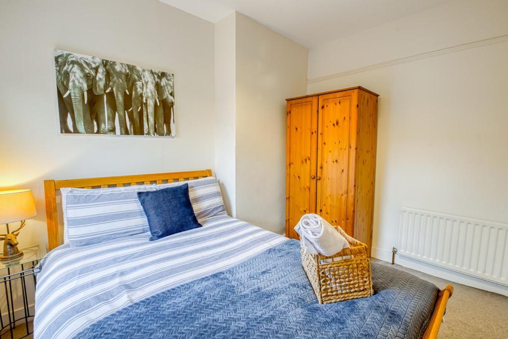 Charming City Home, Beside The Serene Ormeau Park Belfast Esterno foto